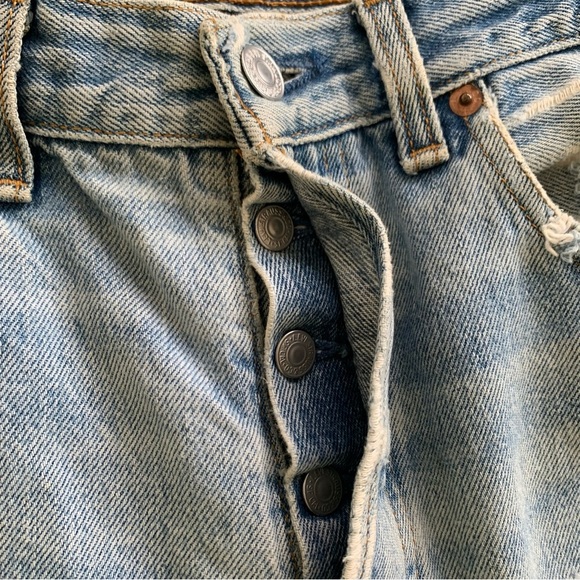 LEVIS VINTAGE 501 JEANS - Picture 12 of 16